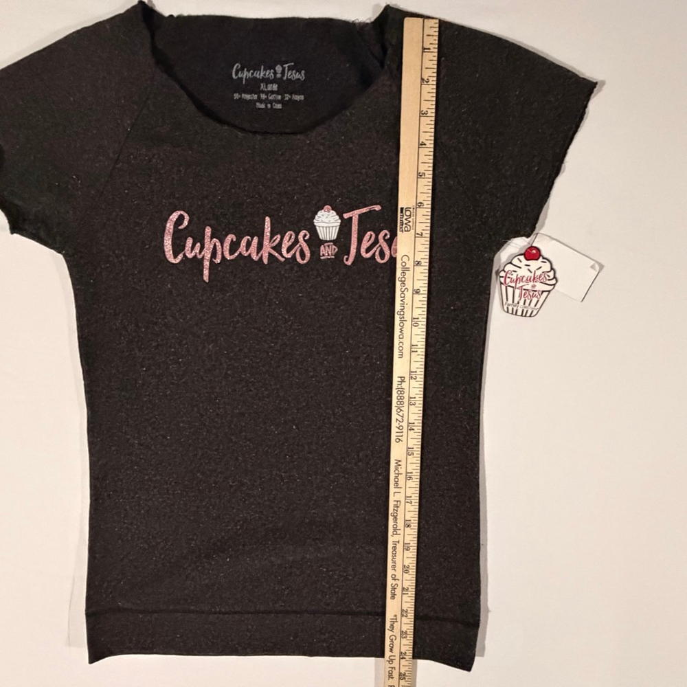 J. America Women XL Charcoal Gray Fleece T-Shirt Cupcakes and Jesus Glitter NWT - Picture 7 of 9